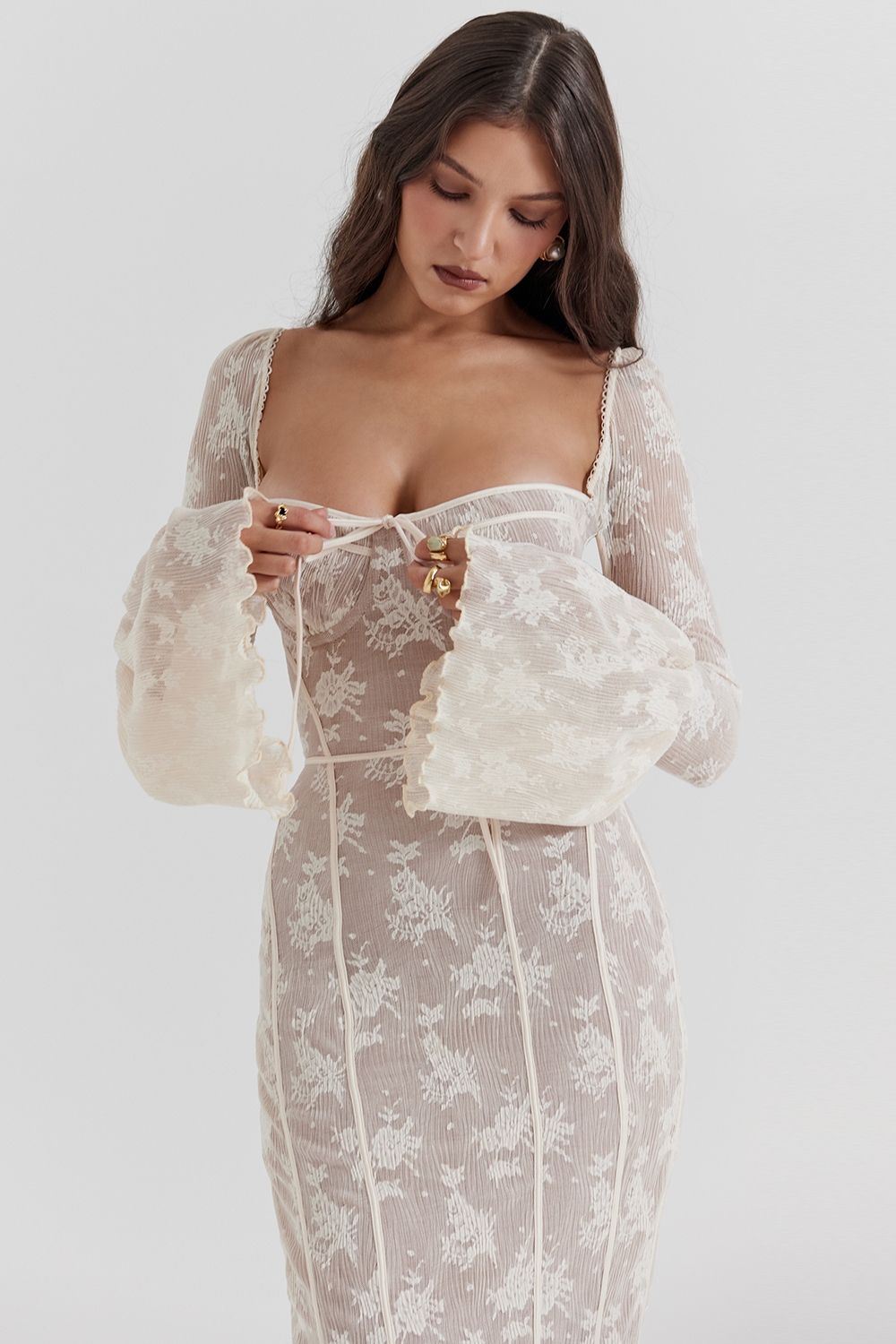 Delilah  Vintage Cream Lace Maxi Dress — image 6