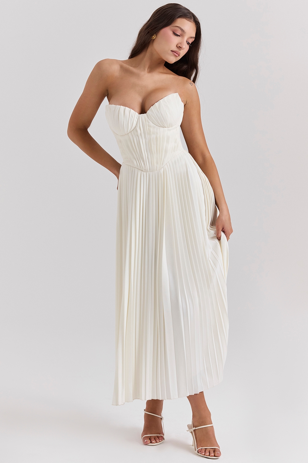 Amorata  Ivory Pleated Maxi Dress — image 5