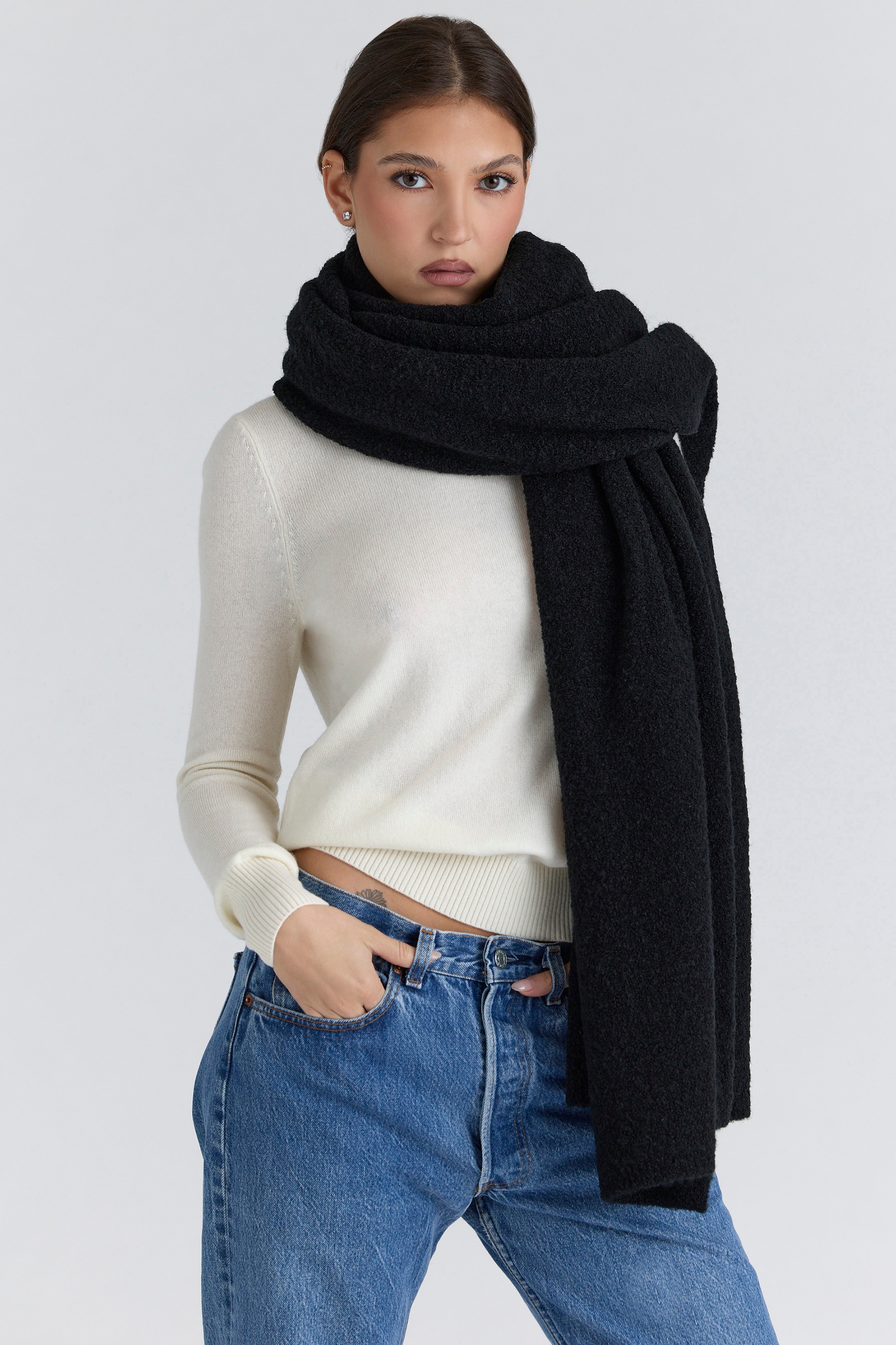 Nara  Black Wool Oversized Textured Scarf — image 5
