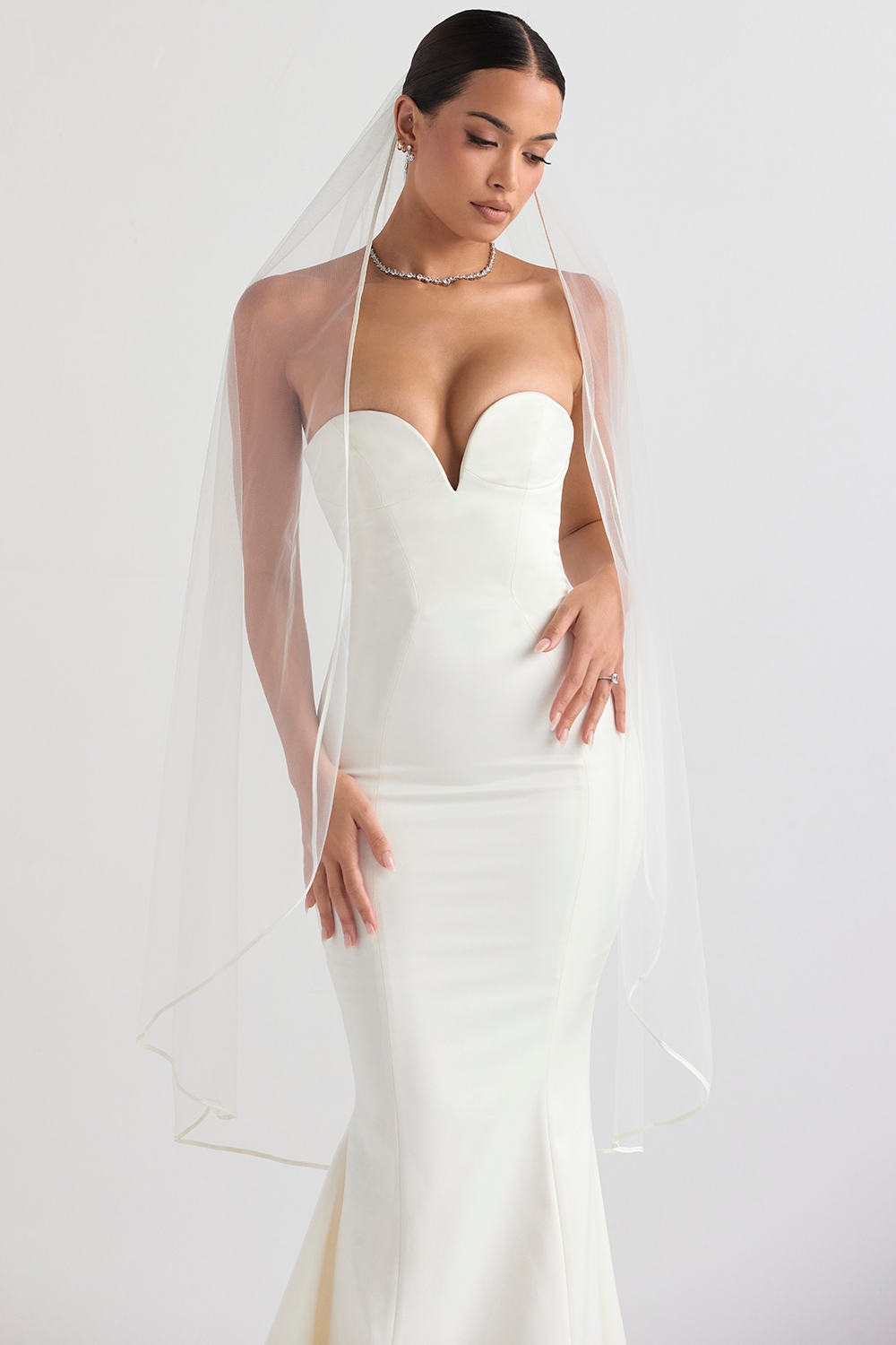 Simone  White Soft Tulle Veil — image 6