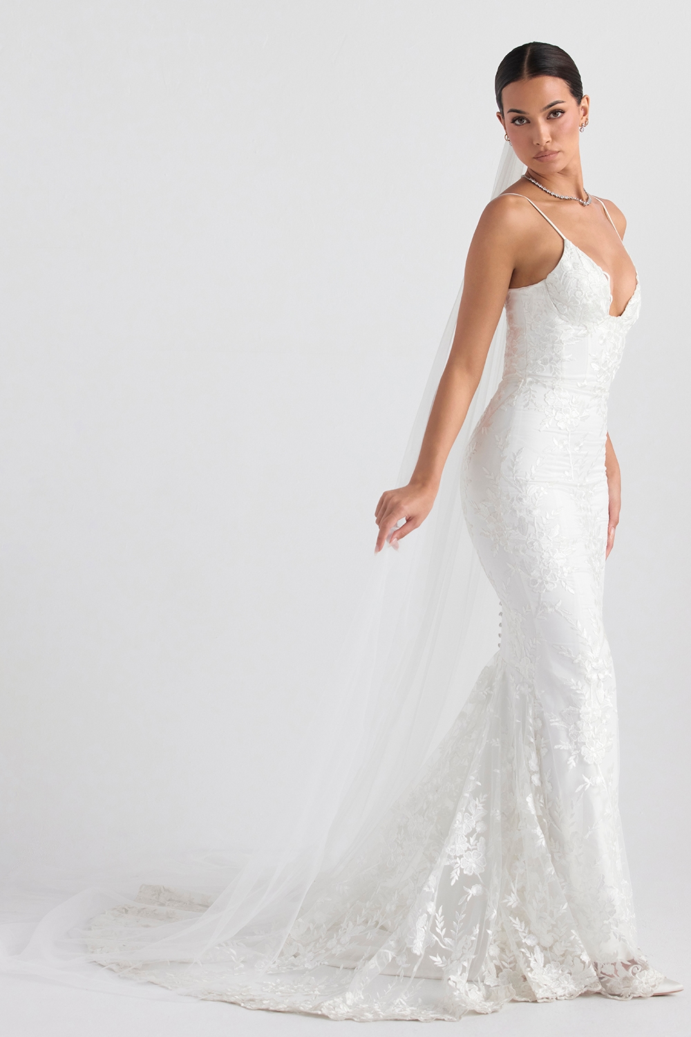 Leone  White Ultra Long Soft Tulle Veil — image 3