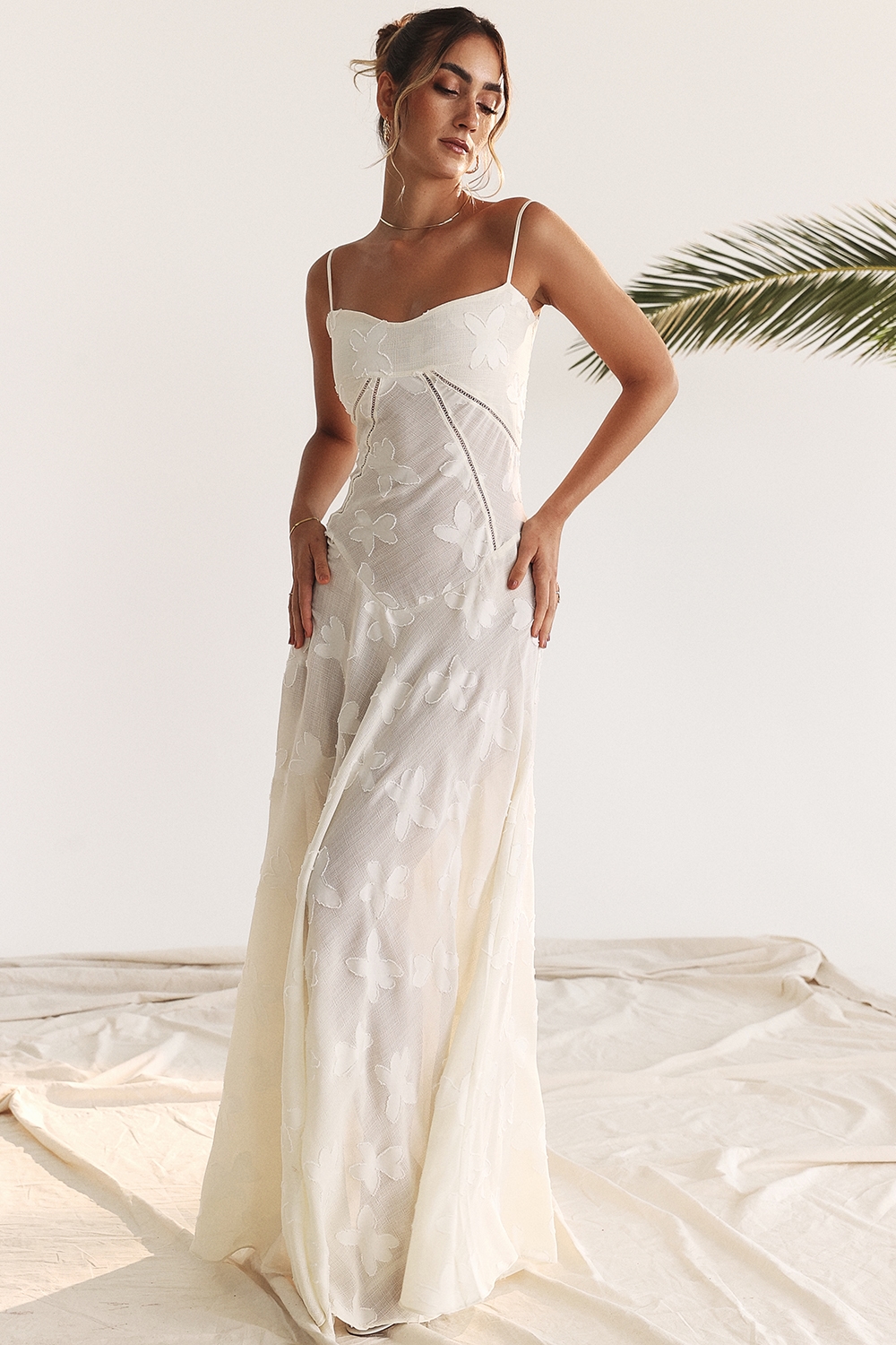 Seren  Vintage Cream Floral Lace Back Maxi Dress — image 17